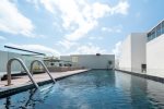 The second rooftop pool at the IT Residences
